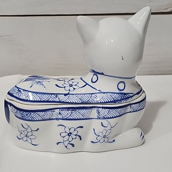 Vintage Blue & White Porcelain Cat Trinket Box Figurine Lidded Chinoiserie... - Picture 4 of 7